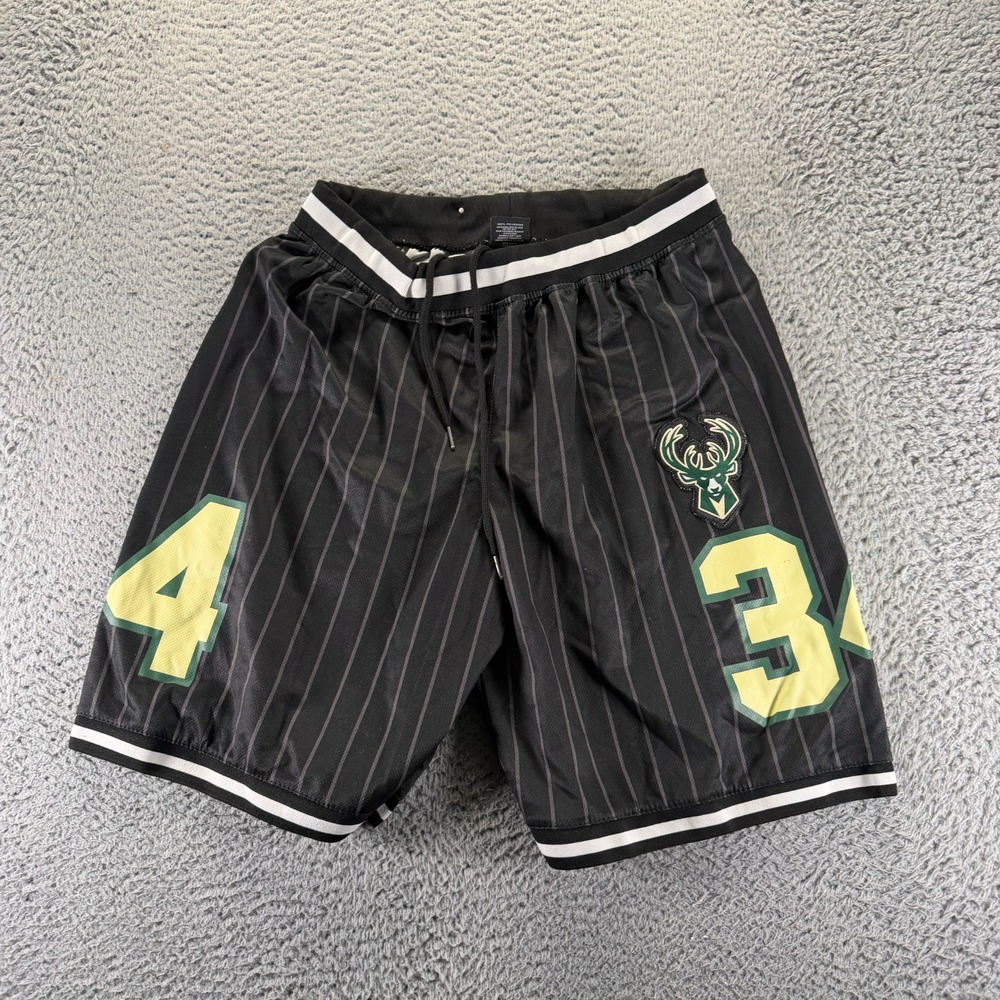NBA Shorts Men's M‎ Black Polyester Activewear Milwaukee Bucks Sports Basketball